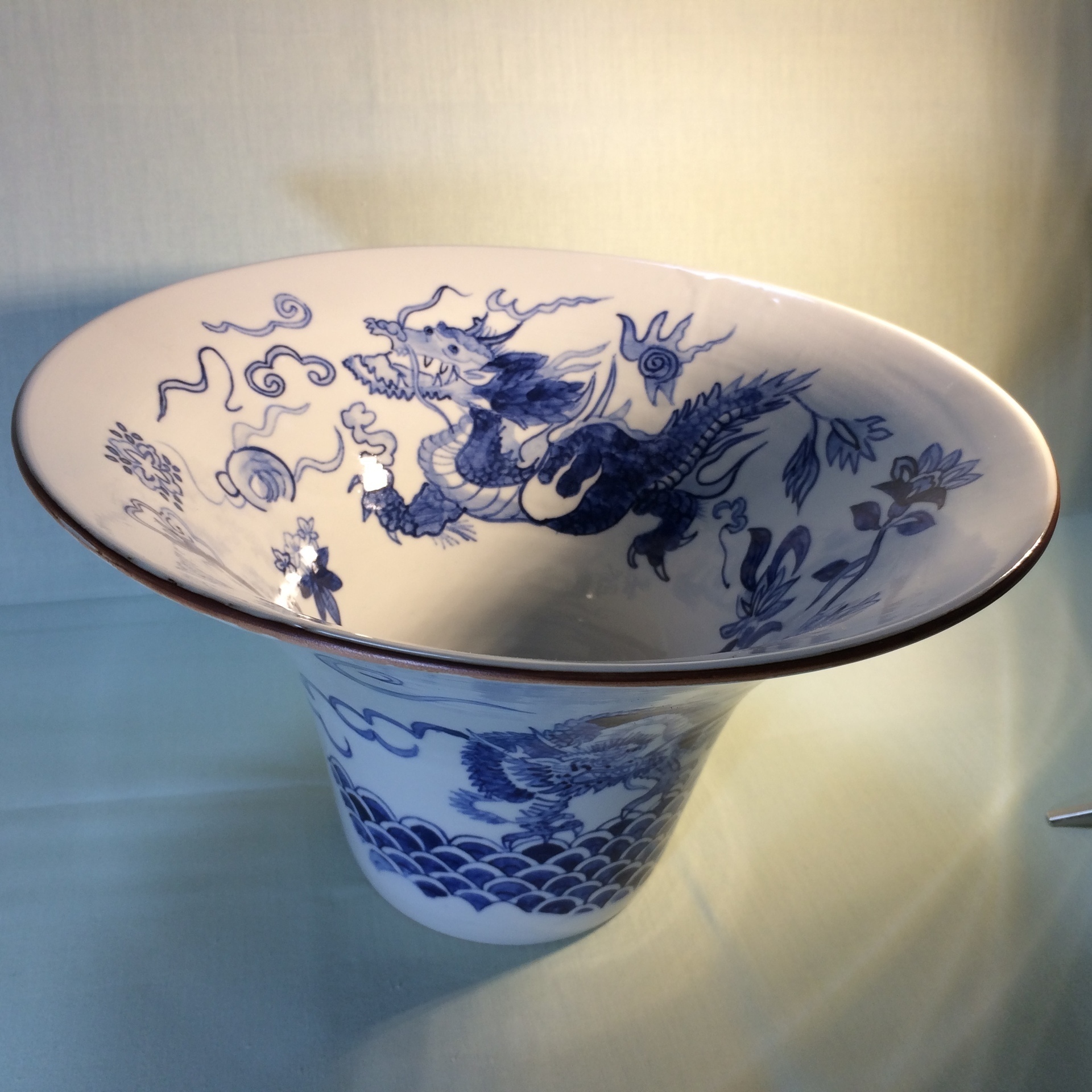 陶芸 磁器土でつくる大鉢の製作と染付 日本陶芸の伝統の呉須による蔦